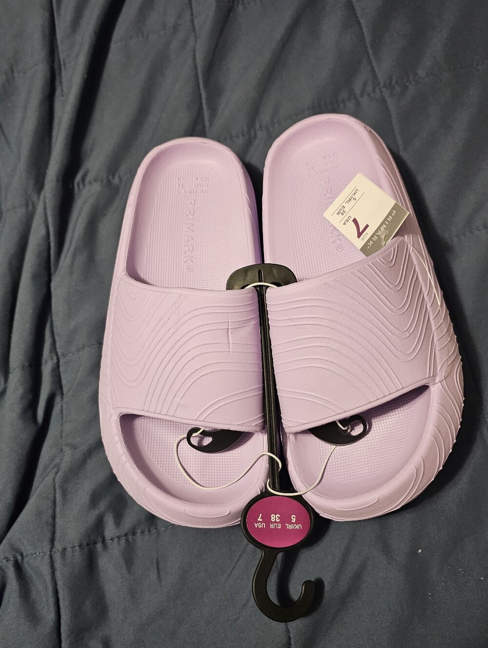 Lilac Slip-On Shower Sandals Size 7